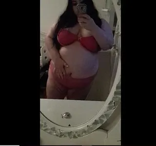 Bauch liebkosen