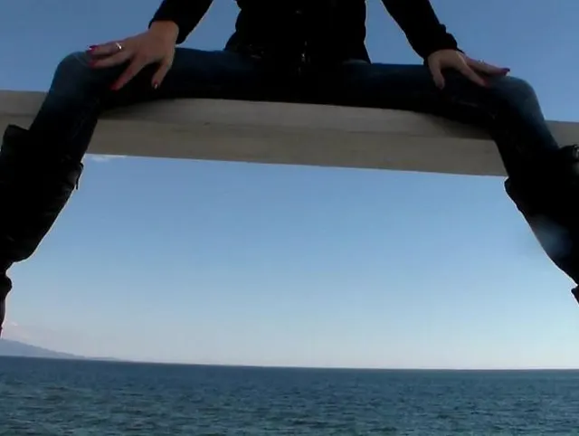 Pissing at a Beach bar