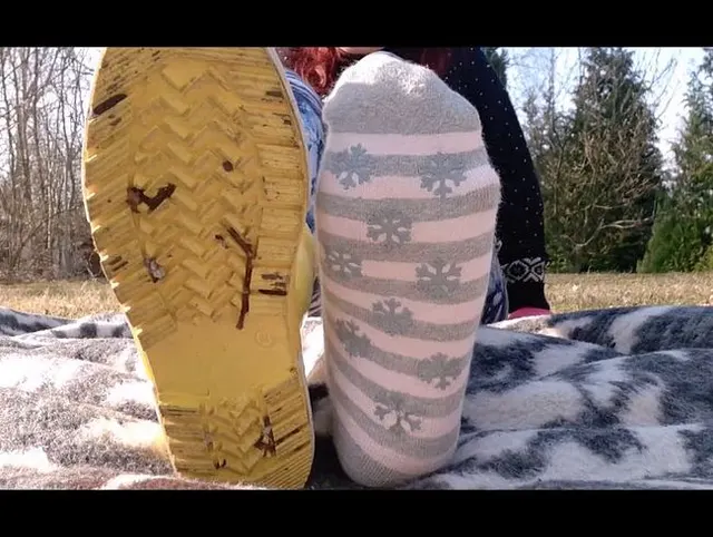 Gummistiefel, Socken und Fußsohlen