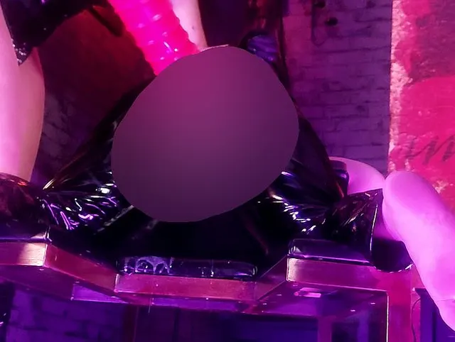 Mit meinen SpezialhandschuhenPOV