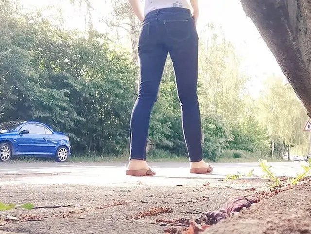 Unauffällige Öffentliche Benetzung