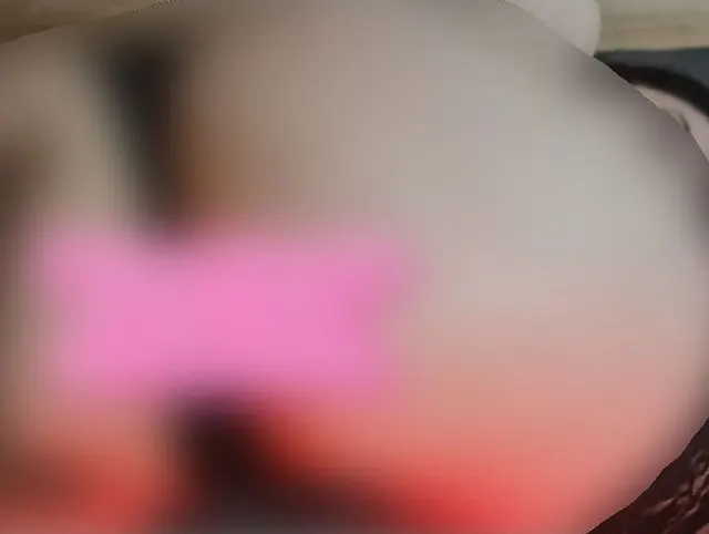 Er schob einfach mein Höschen zur Seite o_O