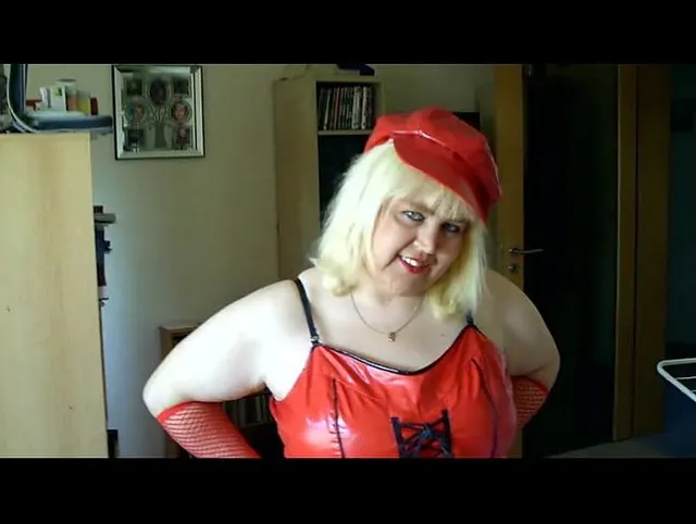 POV - auf dem Boden gepisst in Latex
