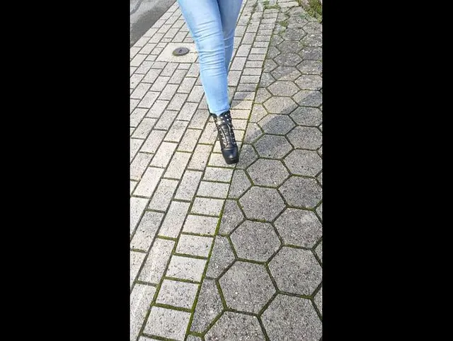 Heels Walk