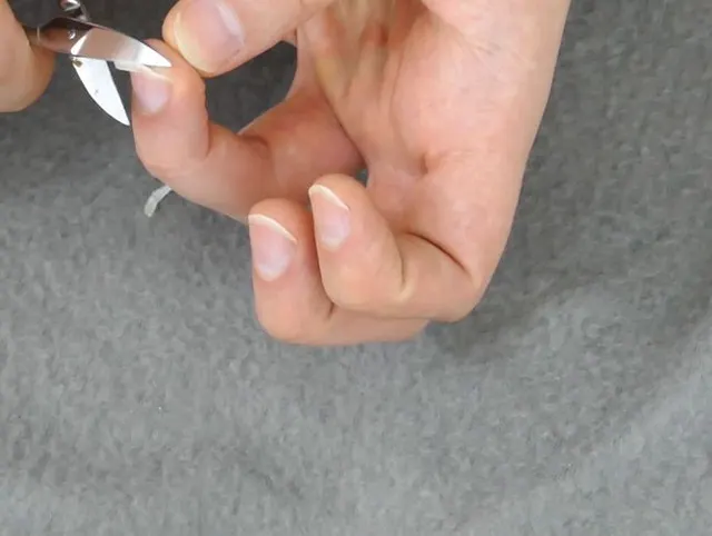 Video 087 - Fingernägel schneiden