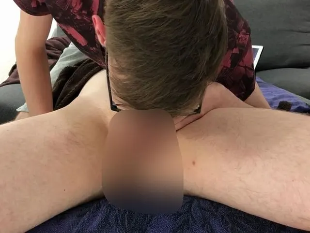 Video 120 - Maxi übt Deep zu Blasen - Cam 1 - Teil 2-2