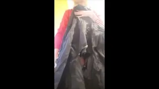 Geile Regenjacken Session - fetzen, wichsen, geil!