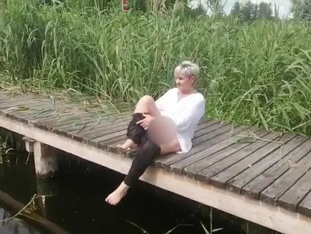 vom Steg gepisst