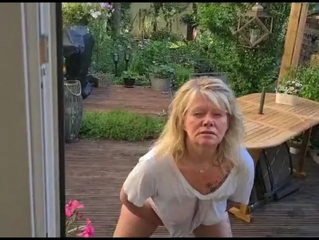 Endlich wieder Pissen natürlich Puplic....