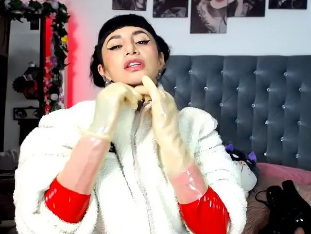 SISSY .I. Femdom Fesseln
