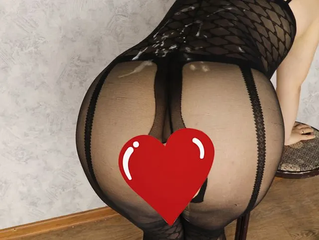 IHR schöner Körper in meinem Spermabody.