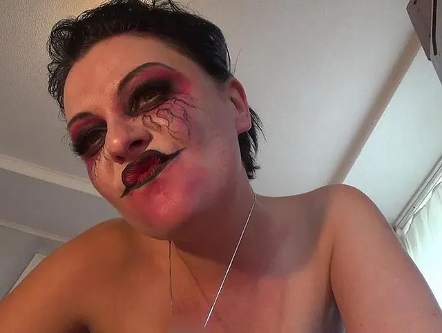 Sie werden es sehr bereuen, dass Sie in das Haus von Joker gekommen sind!