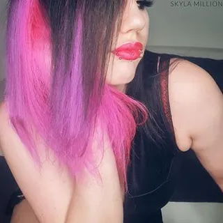 Profilbild von LadySkylaMillion