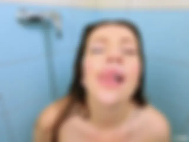 Sie wollte wirklich viel Sperma im Gesicht haben