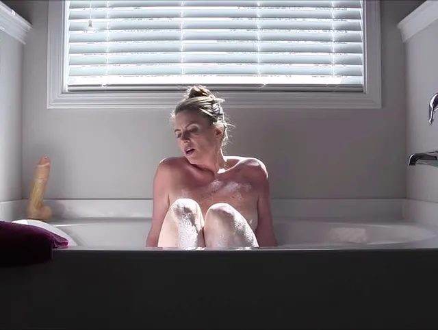 20 Minuten Badewanne Fuß JOI