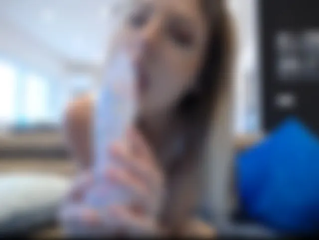 FRANZÖSISCHER KUSS AUF DEINEN DICK
