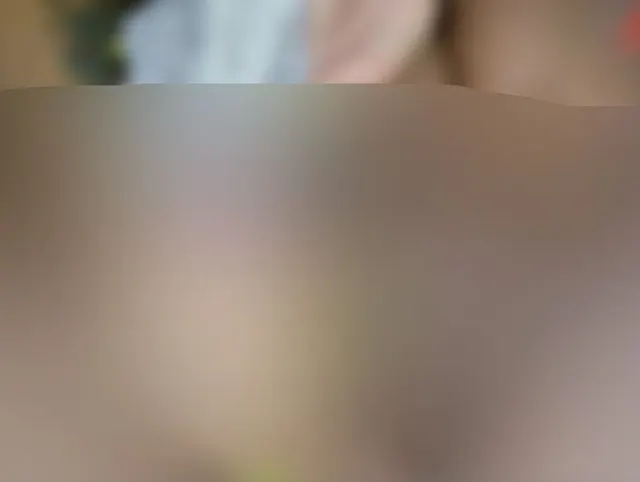 Stiefmutter bat darum, auf ihr wunderschönes Höschen zu kommen