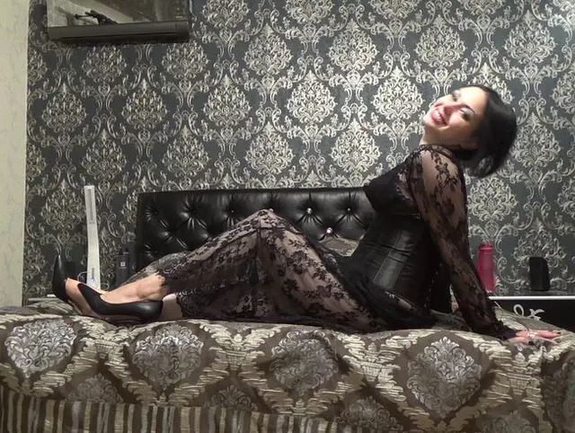 Domina Joi Version 1 mit Cumshot und Arschfingern