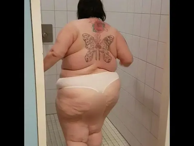 ZUM ABSCHLUSS NOCH MAL KURZ PISSEN .