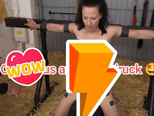 Orgasmen auf Knopfdruck :-) Spermacascade auf den Sybian :-) MILF on Sybian