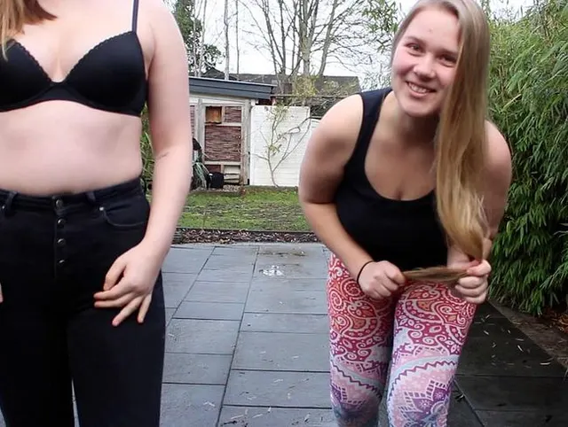 Zwei Girls - doppelt so viel Natursekt!