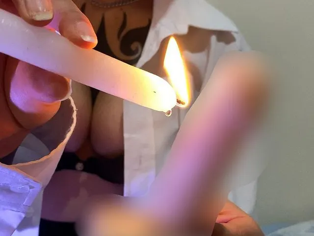 HOT WAX auf deinem LITTLE POCKET PENIS