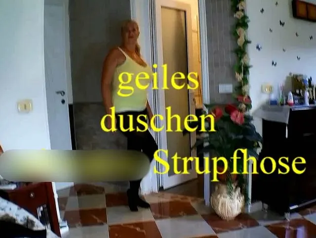 geiles Duschen - schwarze strumpfhose