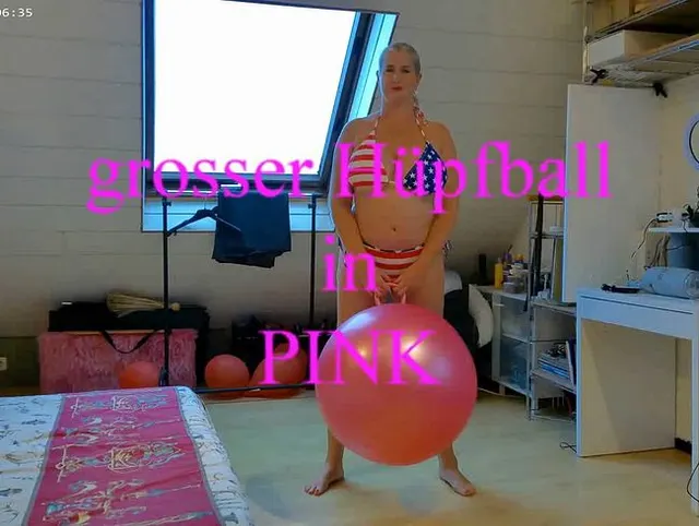 grosser hüpfball in pink