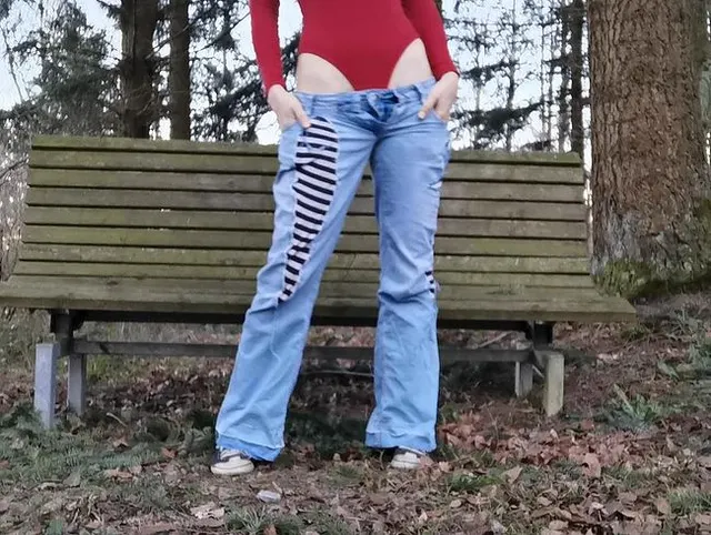 Lockerer Jeans Piss