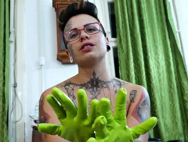 MEINE MAGISCHEN HANDJOBHANDSCHUHE - ICH GEBE MEINEM Sklaven EINEN SEINEN BESTEN ORGASMUS