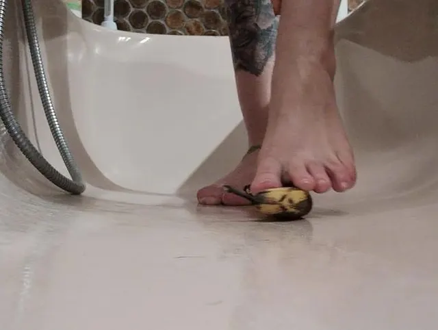 Die arme kleine Banane * Chrushing