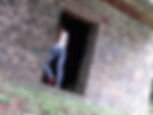 einfach die Hose anfeuchten ;)
