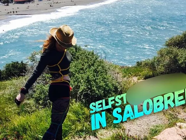 Selfbondage in Salobreña