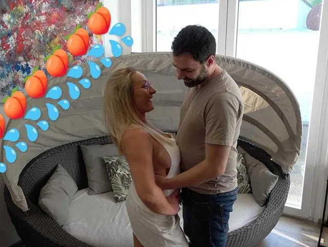 Open Ass für sein Schwanz ! Anal Ekstase Für seinen Dicken Schwanz !