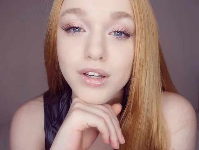 Du bist mir nichts, Lippenfetisch