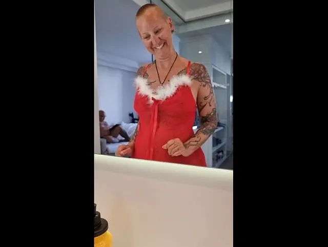 Weihnachtliche Kopfrasur