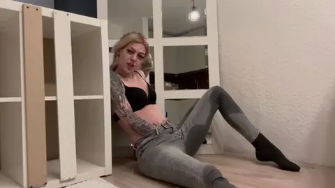 Natursekt Eskalation Wichsen in Skinny-Jeans!