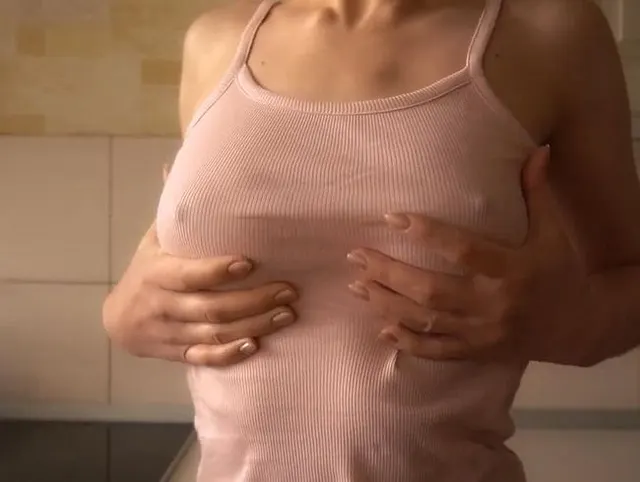 Titidrop. Einfach die besten natürlichen Titten der Welt