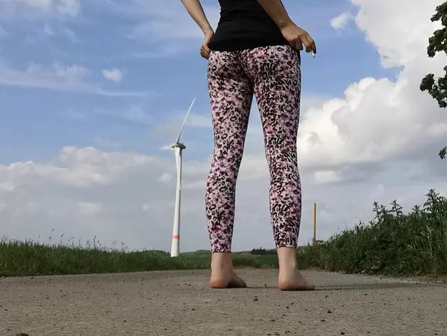 Bunte Leggins eingepisst