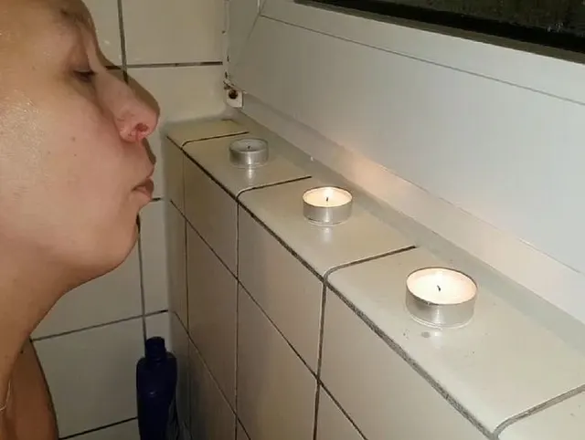 Badewanne genießen mit Kerzen