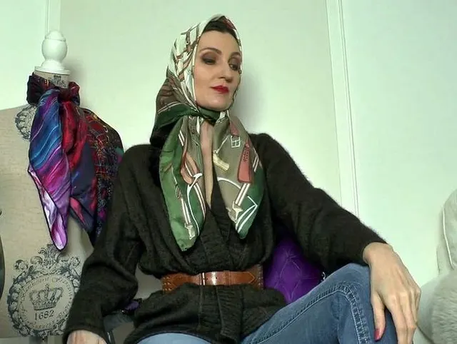Kaschmir Jacke und Seidentücher Styling