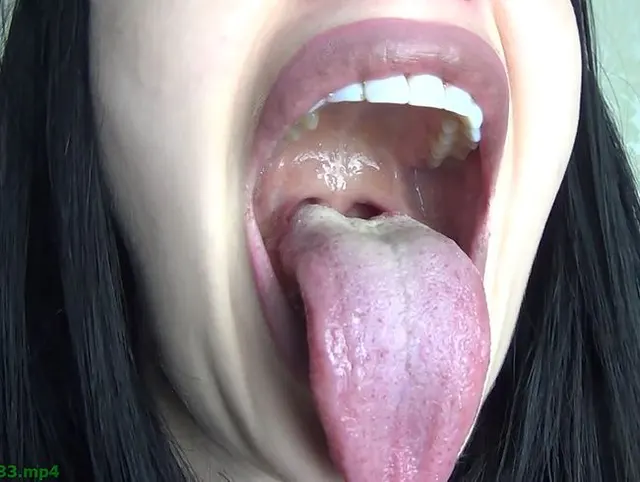 Meine Lippen - ist eine Tür zur Hölle für winzige Menschen! Vore!