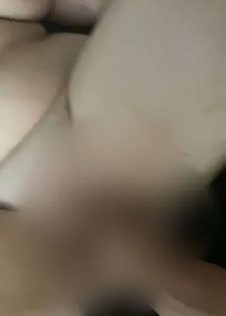Oh wow :o Mein Stiefbruder versucht zum ersten Mal mich zu fisten
