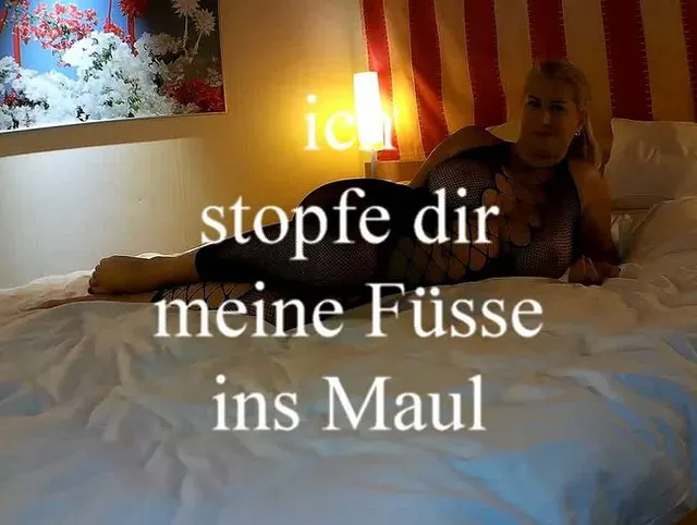 meine Füsse in deinem Maul