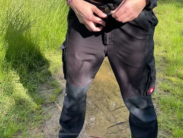 Pipi in die Pfütze ????