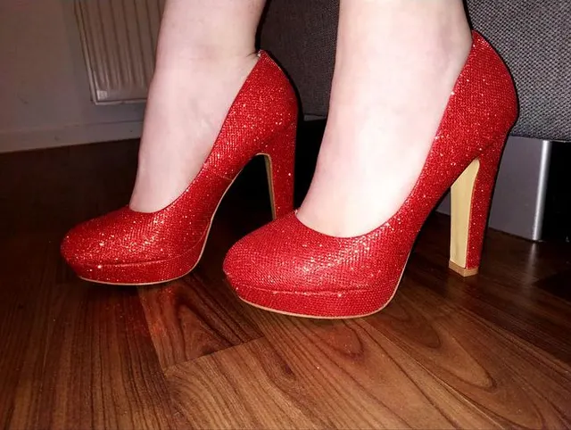 Rote Heels